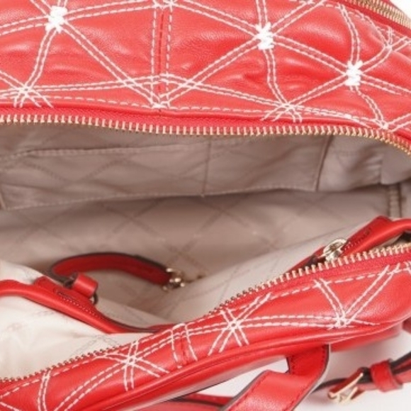 NEW Michael Kors Monogram Quilted Backpack - Picture 8 of 10